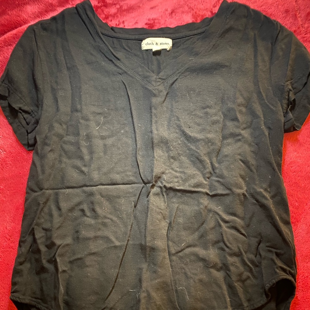 Black tee shirt